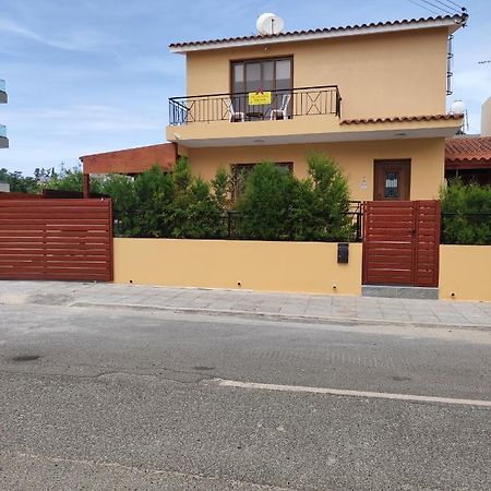 Villa Rina Paphos Exterior foto