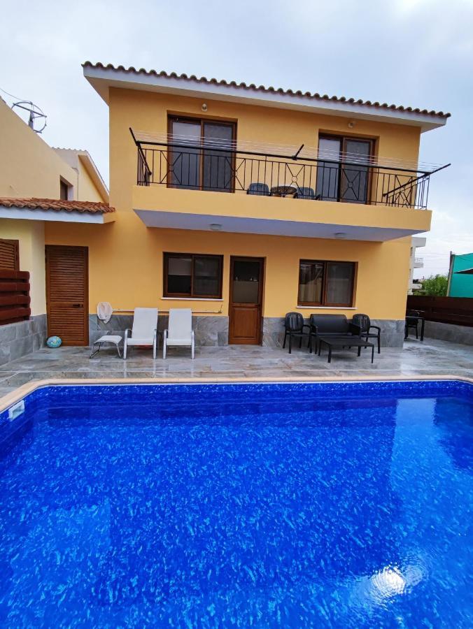 Villa Rina Paphos Exterior foto