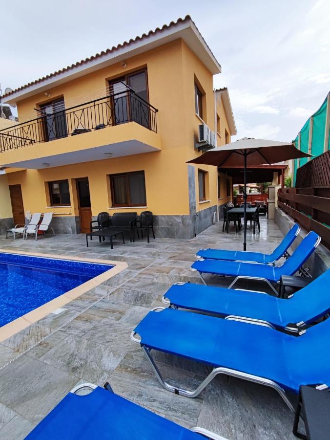Villa Rina Paphos Exterior foto