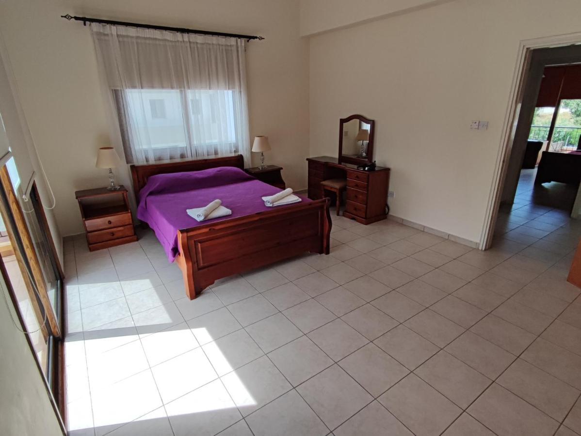 Villa Rina Paphos Exterior foto