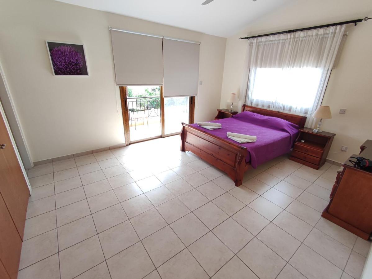 Villa Rina Paphos Exterior foto